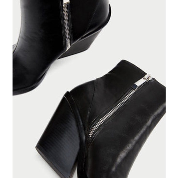 NWT ZARA BLACK ANKLE BOOTS WITH THICK SOLE - Picture 4 of 7